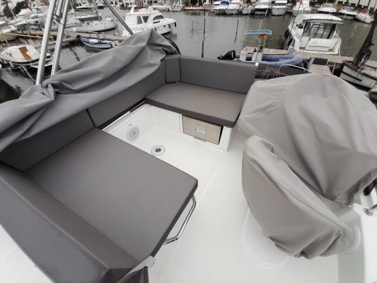 Beneteau Antares 11 usado à venda