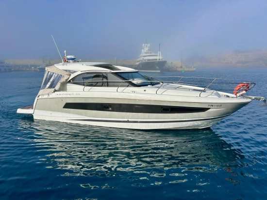 Jeanneau Leader 36 Sportop usado à venda