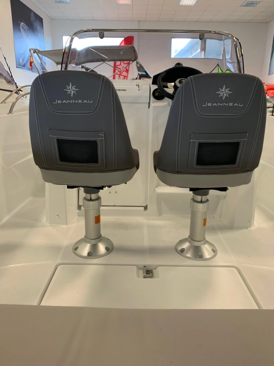 Jeanneau Cap Camarat 5.5 Cc Serie 2 de segunda mano en venta