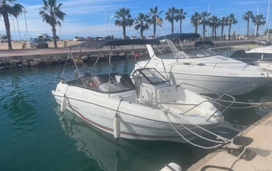 Jeanneau Cap Camarat 6.5 Br de segunda mano en venta