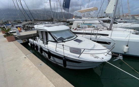 Jeanneau Merry Fisher 895 usata in vendita