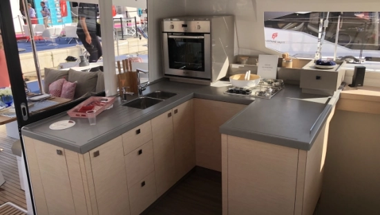 Fountaine Pajot Astrea 42 usata in vendita
