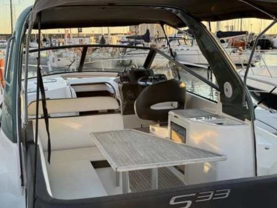 Bavaria Yachts S33 Open gebraucht zum verkauf