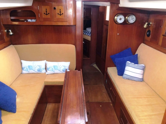 Hallberg Rassy 38 preowned for sale