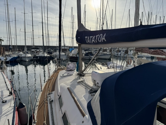 Beneteau Oceanis Clipper 373 preowned for sale