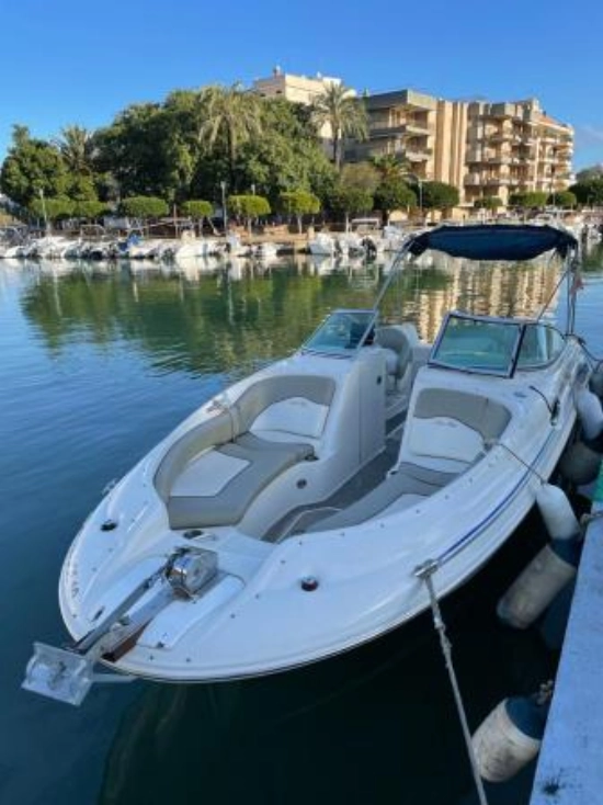 Sea Ray 240 SD preowned for sale