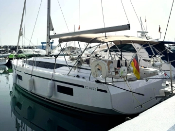 Bavaria Yachts C42 usata in vendita