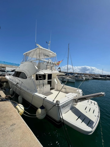 Riviera 47 Serie II Flybridge Open usado à venda