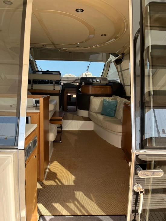 Ferretti 470 usado à venda