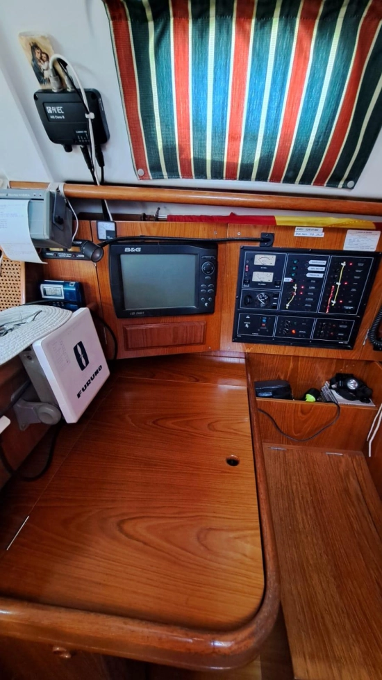 Beneteau Oceanis 411 usado à venda