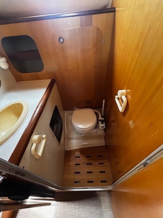 Beneteau Antares 800 de segunda mano en venta