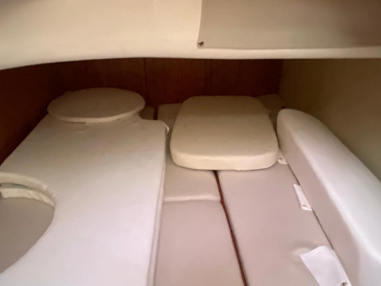 Bavaria Yachts 33 Sport usado à venda