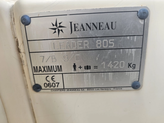 Jeanneau LEADER 805 de segunda mano en venta