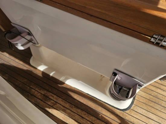 Bavaria Yachts 40 Cruiser DEEP KEEL Holiday usado à venda