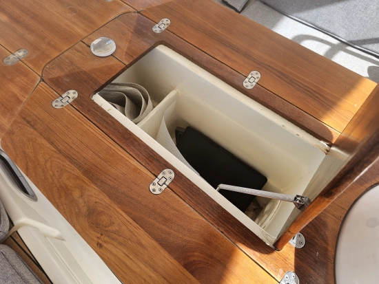 Bavaria Yachts 40 Cruiser DEEP KEEL Holiday usado à venda