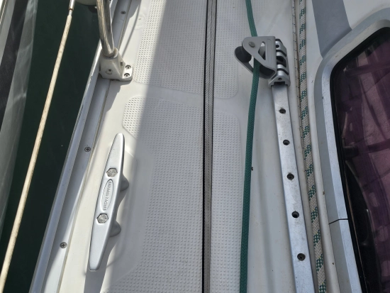 Bavaria Yachts 40 Cruiser DEEP KEEL Holiday usado à venda