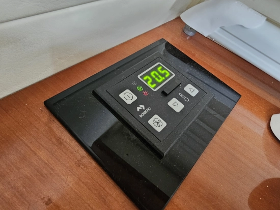 Sessa Marine OYSTER 38 de segunda mano en venta