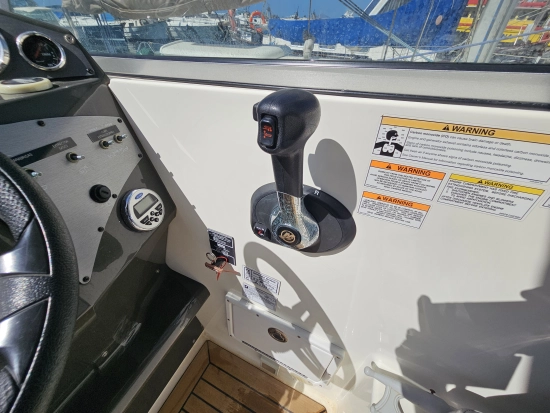 Bayliner 2855 Ciera usado à venda
