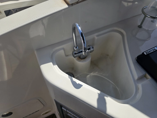 Bayliner 2855 Ciera usado à venda