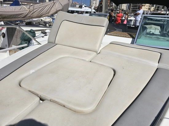 Bayliner 2855 Ciera usado à venda