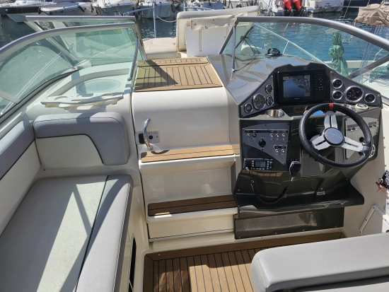 Bayliner 2855 Ciera usado à venda