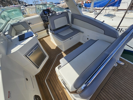 Bayliner 2855 Ciera usado à venda