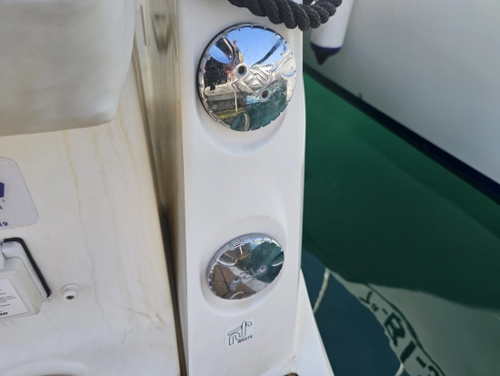 Bayliner 2855 Ciera usado à venda