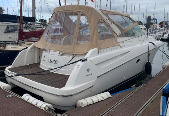 Jeanneau Prestige 30s preowned for sale