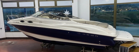 Regal 2650 Cuddy usado à venda