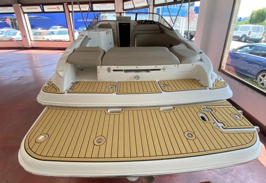 Regal 2650 Cuddy usado à venda