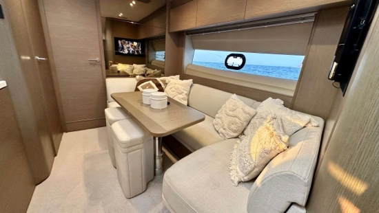 Princess V50 usata in vendita