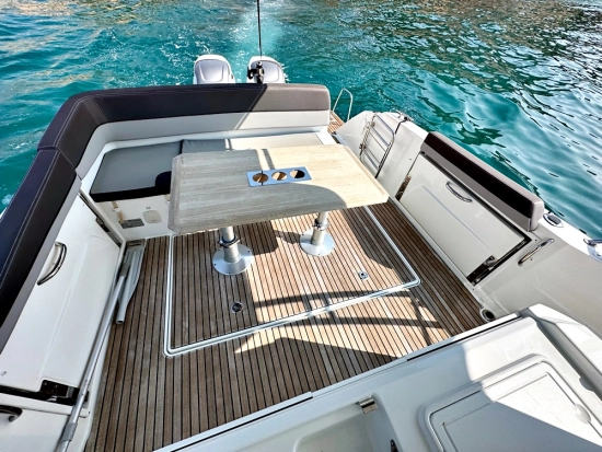 Jeanneau Cap Camarat 10.5 Wa de segunda mano en venta