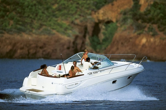 Jeanneau LEADER 805 usado à venda