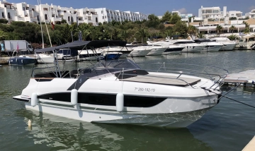 Beneteau Flyer 8.8 Sundeck usado à venda