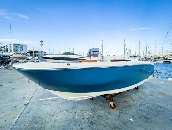 Invictus Yacht SX200 de segunda mano en venta
