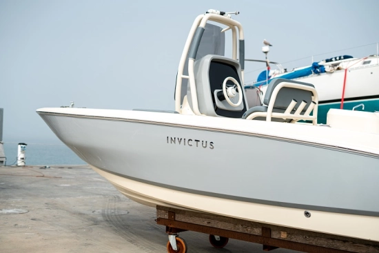 Invictus Yacht 200 HX brand new for sale