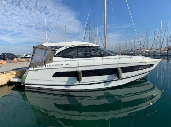 Jeanneau Leader 36 preowned for sale