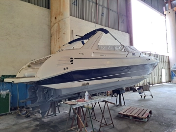 Real Hawk 32 usata in vendita