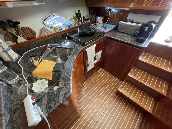 Azimut 40 preowned for sale