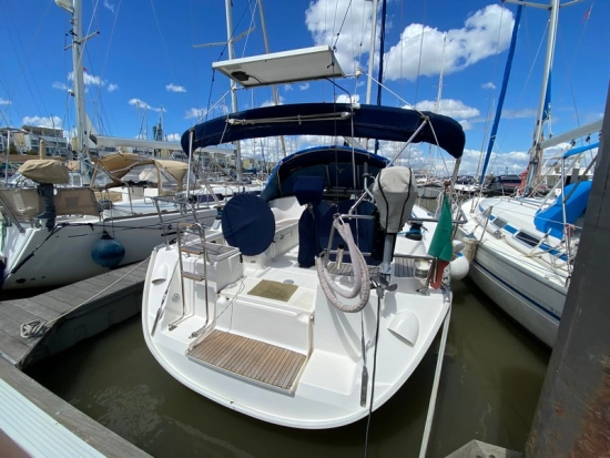 Dufour Yachts Grand Large 385 usado à venda