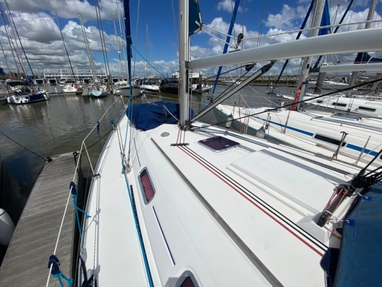 Dufour Yachts Grand Large 385 usado à venda