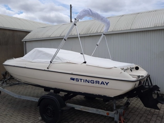 Stingray 556 ZP usado à venda