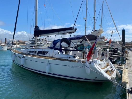 Jeanneau Sun Odyssey 36i usado à venda