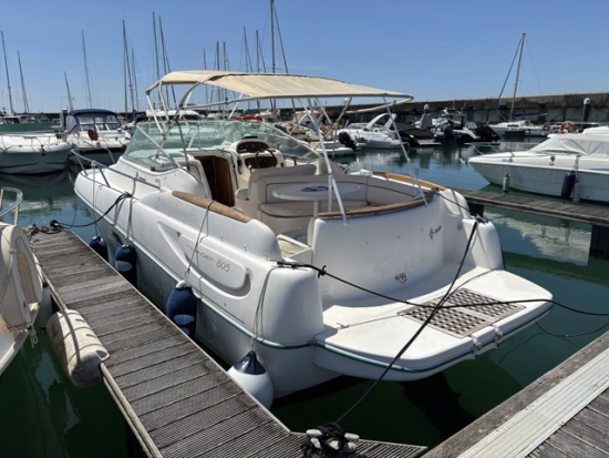 Jeanneau Leader 805 usado à venda