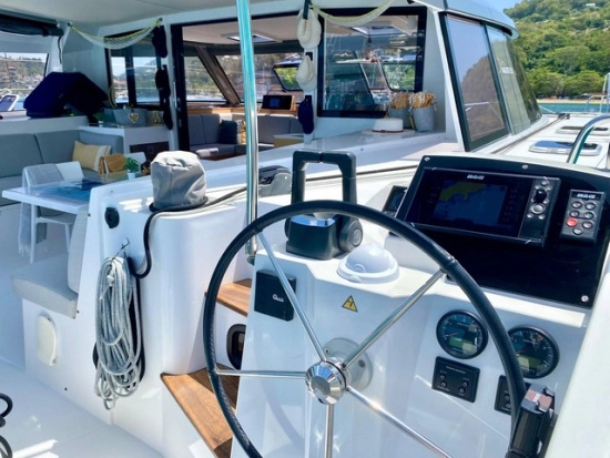 Nautitech 40 Open usado à venda