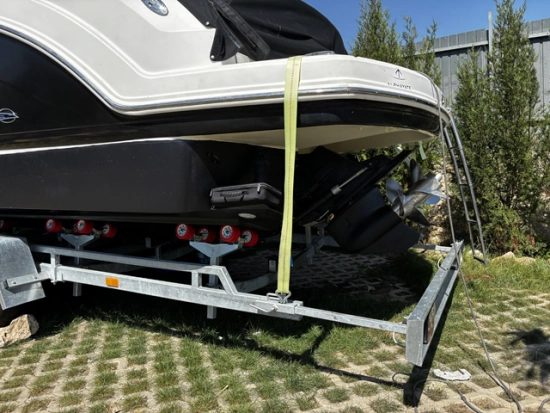 Chaparral 250 Signature usado à venda