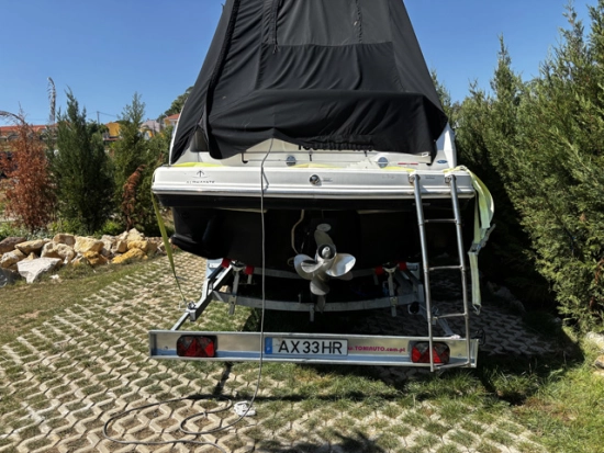 Chaparral 250 Signature usado à venda