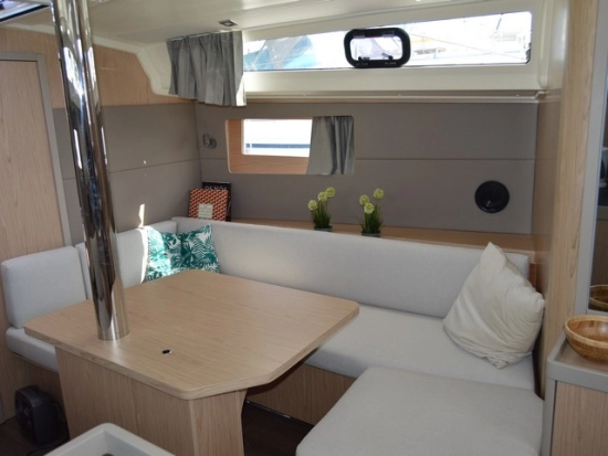 Beneteau Oceanis 41.1 usata in vendita