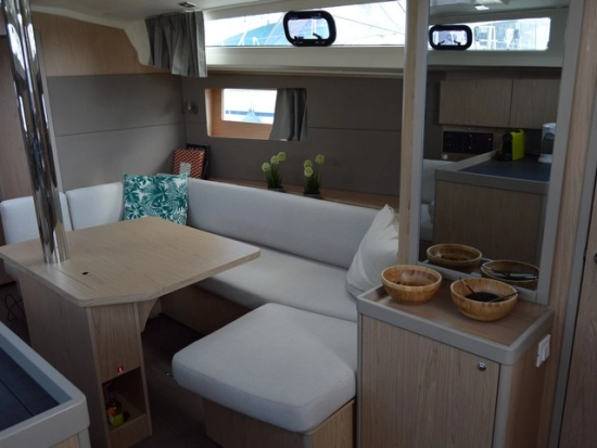 Beneteau Oceanis 41.1 usata in vendita