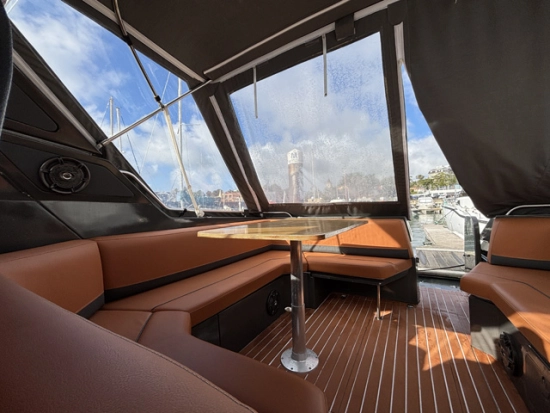 Sunseeker Martinique 38 usado à venda
